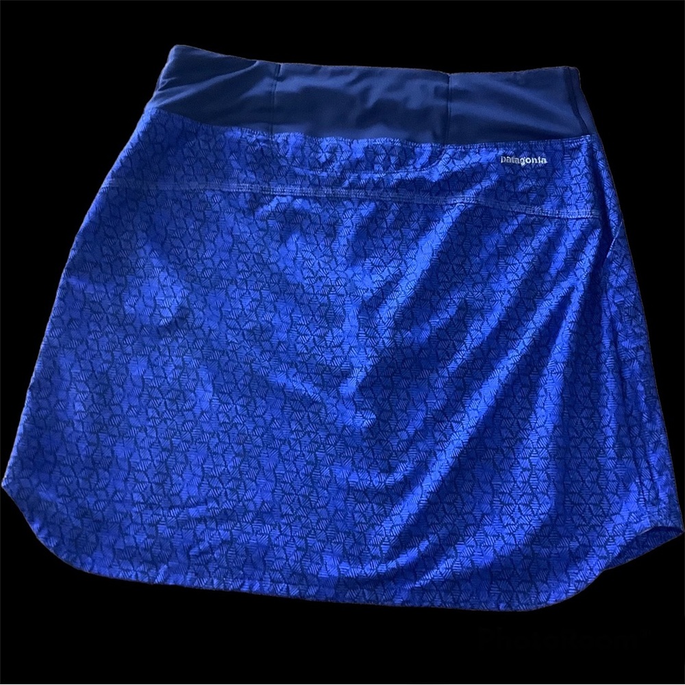 Patagonia Navy Blue and Electric Blue Tennis/Work Out Skirt.